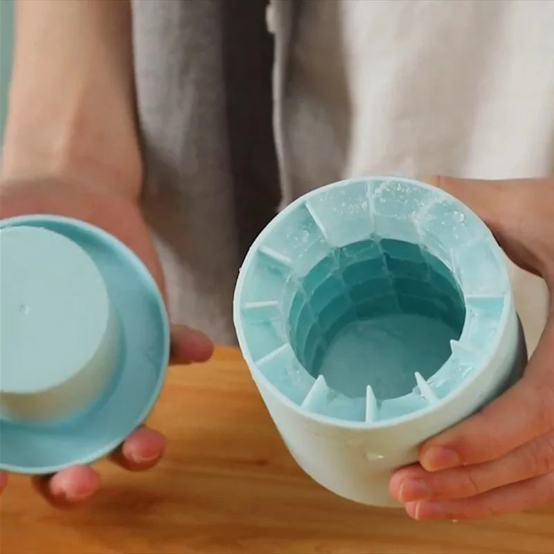Mini Silicone Ice Cube Mold round Ice Bucket Ice Storage Box Household DIY Refrigerator Freeze Ice Maker Creative Barware Tools