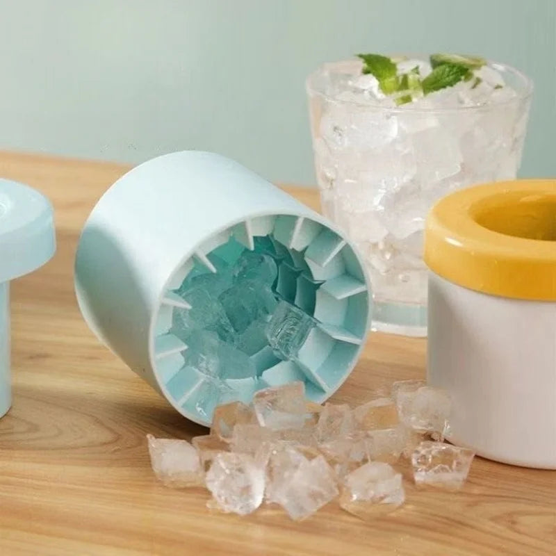 Mini Silicone Ice Cube Mold round Ice Bucket Ice Storage Box Household DIY Refrigerator Freeze Ice Maker Creative Barware Tools